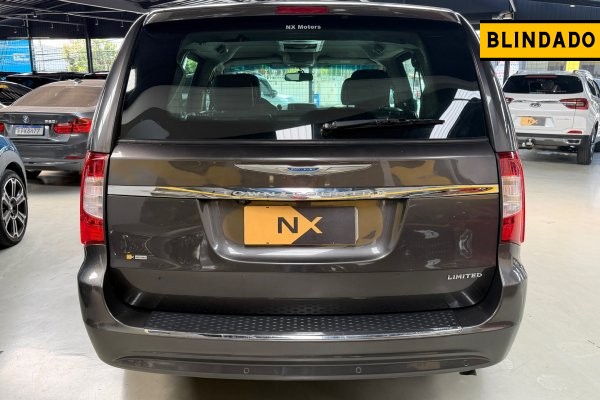 CHRYSLER TOWN & COUNTRY 3.6 LIMITED V6 24V GASOLINA 4P AUTOMÁTICO 2015/2015